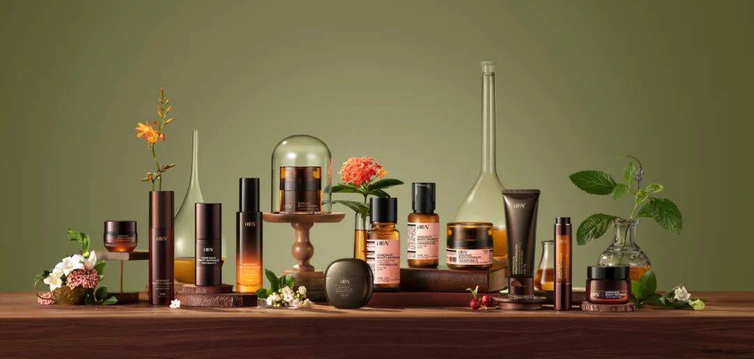 55%HBN赴港上市初代美容仪ReFa解散中国子公司CQ9电子最新网站头条周报 广州化妆品产值约占全国(图5)